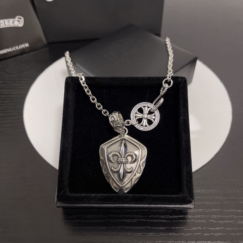 Ch**me He**ts necklaces